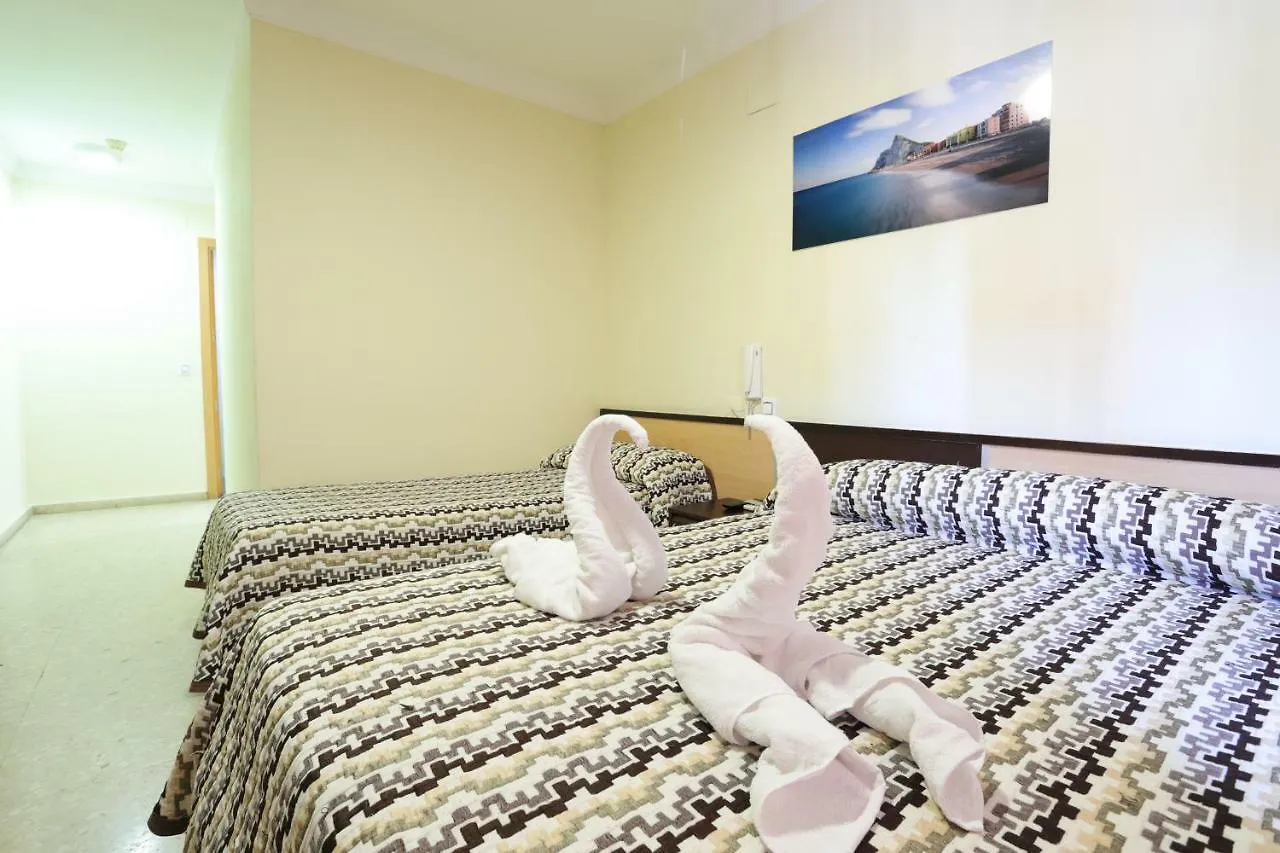 Hostal La Campana La Línea de la Concepción Hotel