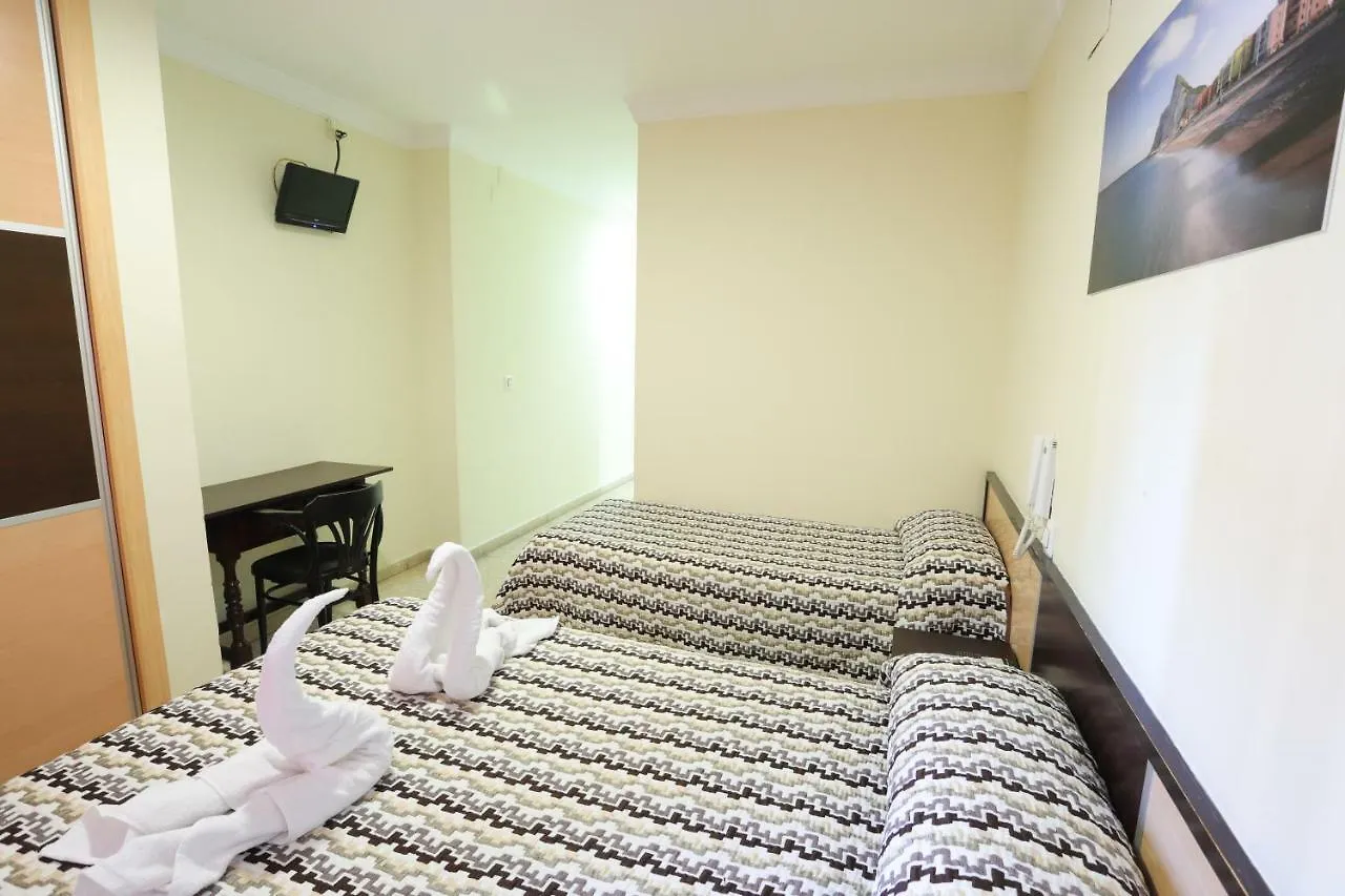 Hotel Hostal La Campana La Línea de la Concepción